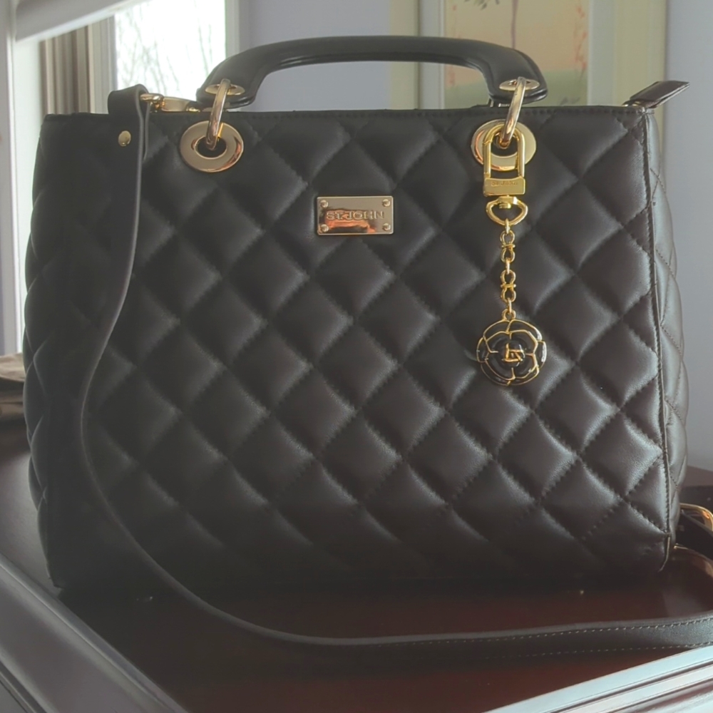 ST JOHN leather quilted handbag